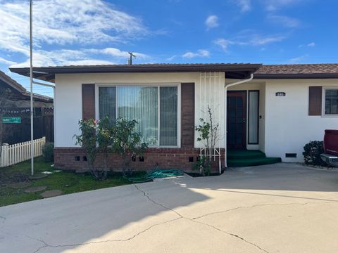 A home in Dinuba