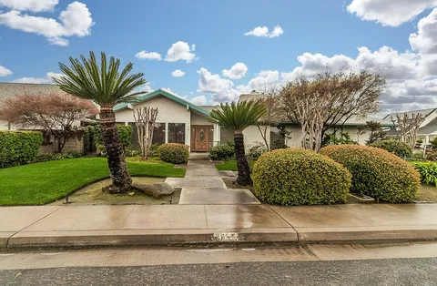 971 E Goble Avenue, Fowler, CA 93625 - MLS#: 626466