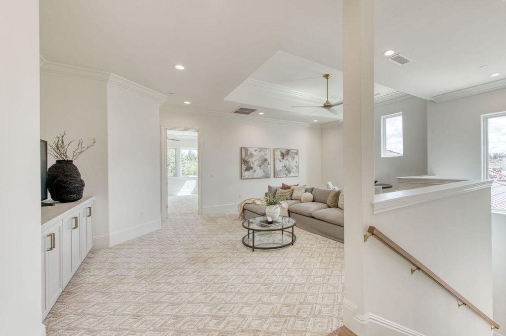 listing image 84
