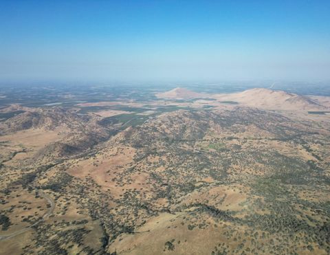 0 0 CA-180 Road Yokuts Valley CA 93675