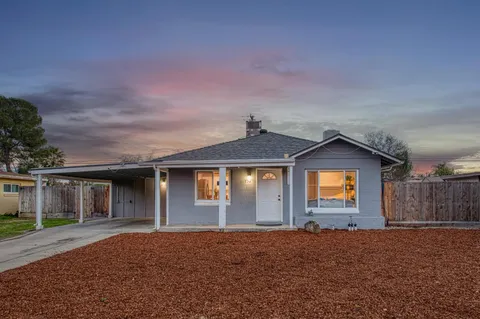 134 E Hampton Way, Fresno, CA 93704 - MLS#: 626149