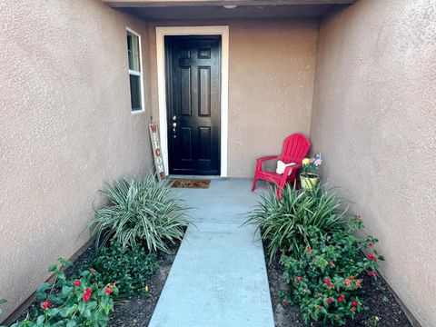 A home in Reedley