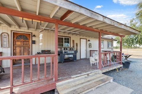 A home in Madera