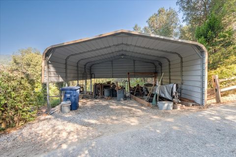 A home in Oakhurst