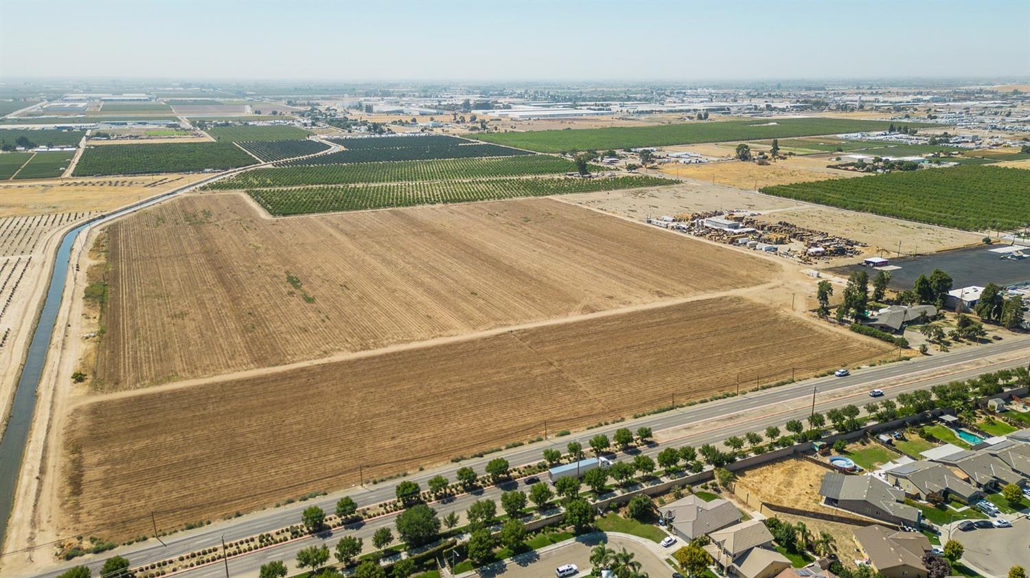 5254 E Jensen Avenue