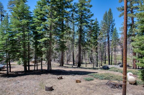 A home in Huntington Lake