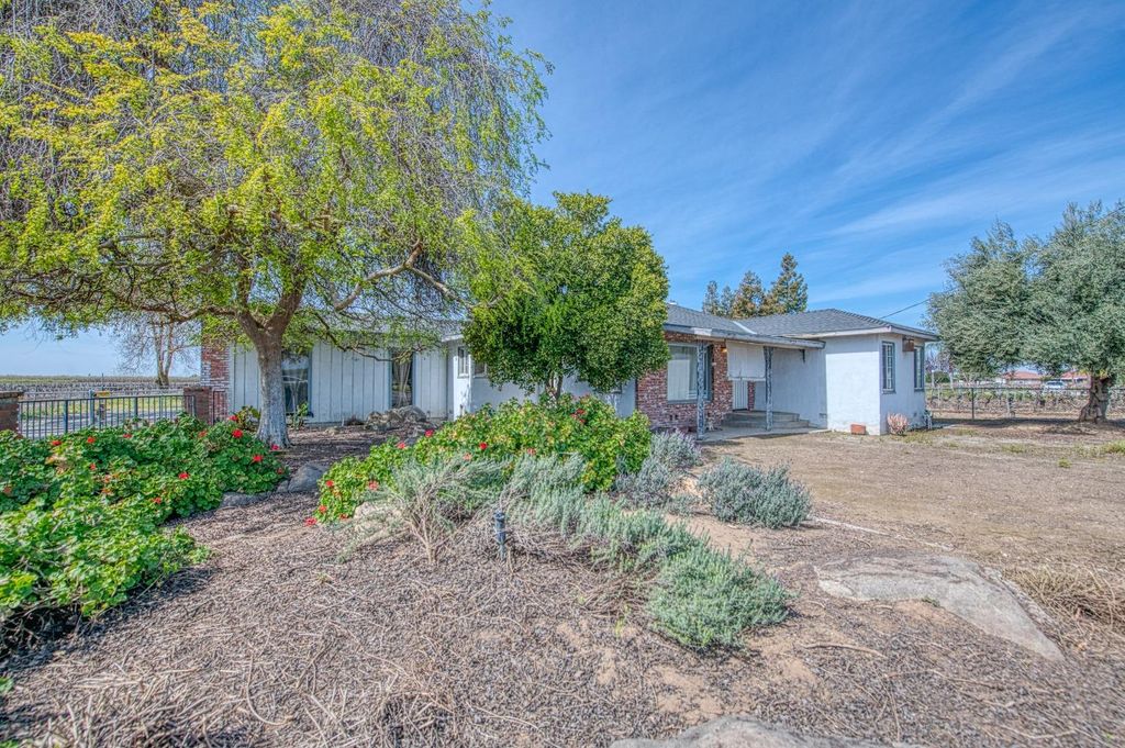 listing image 50