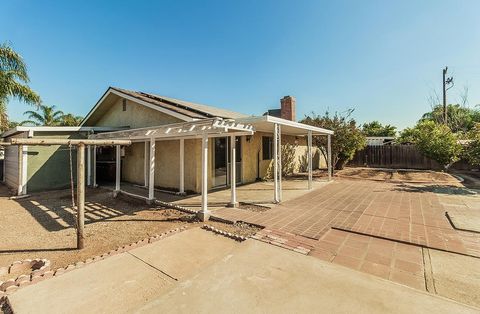 A home in Reedley