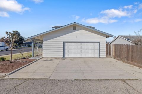 A home in Kingsburg