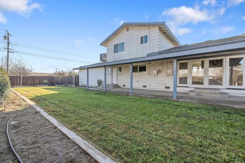 A home in Kingsburg