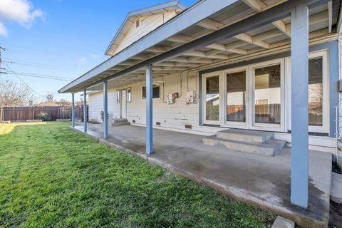 A home in Kingsburg