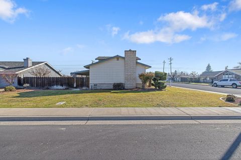 A home in Kingsburg