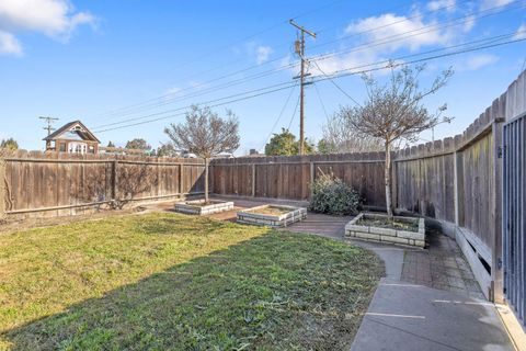 A home in Kingsburg