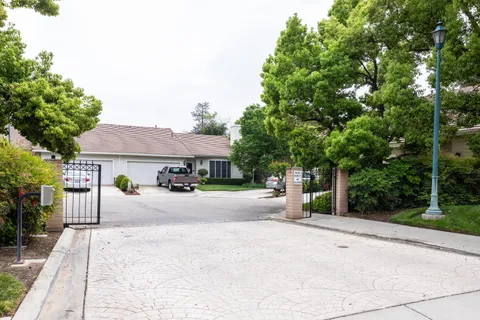 510 Village Court, Dinuba, CA 93618 - MLS#: 628987