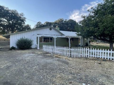 A home in Mariposa