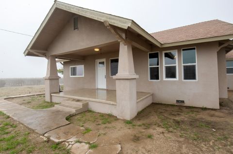 A home in Kingsburg