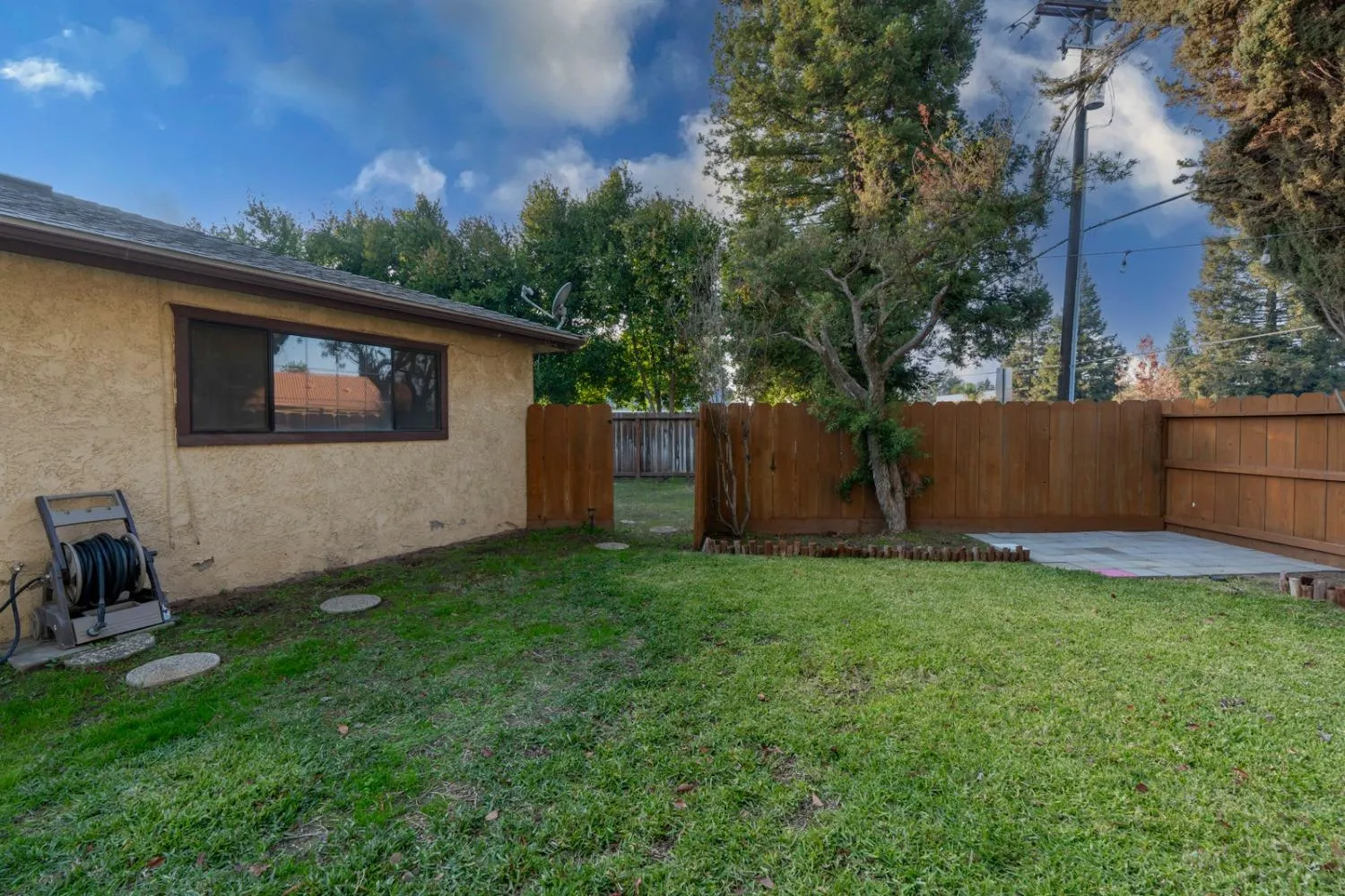 Madera, California 93637, United States, 3 Bedrooms Bedrooms, ,2 BathroomsBathrooms,Residential,Pending,28002