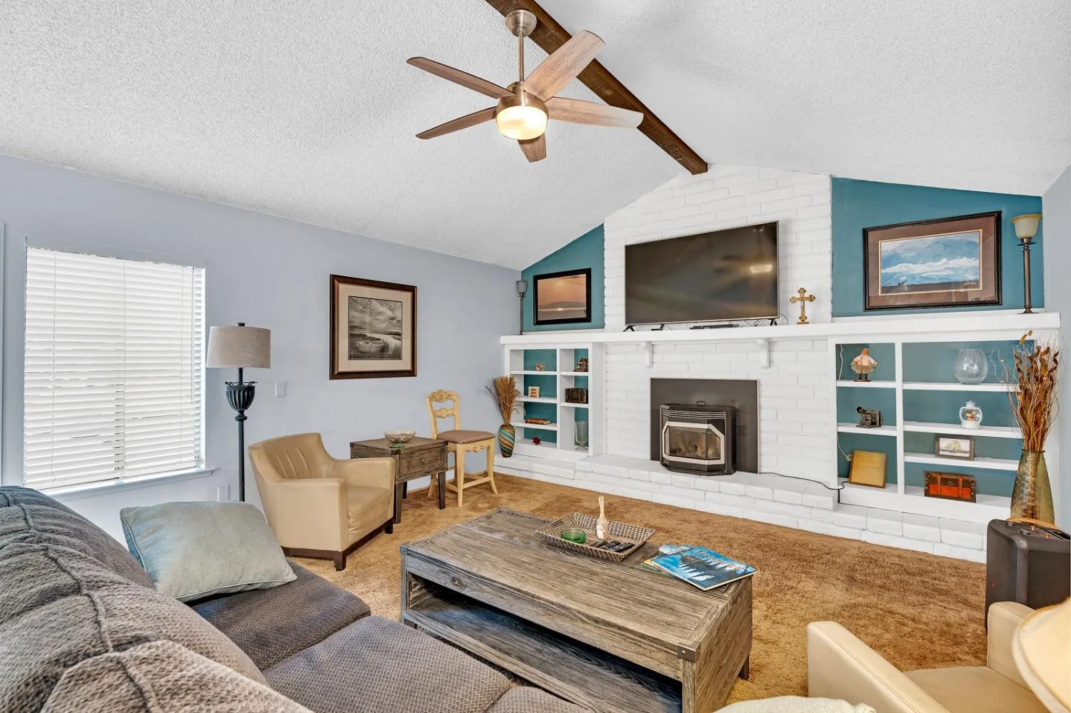 Madera, California 93637, United States, 3 Bedrooms Bedrooms, ,2 BathroomsBathrooms,Residential,Pending,28002