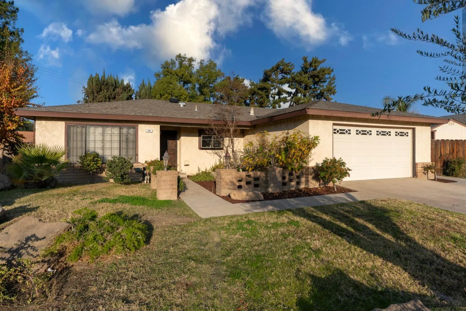 Madera, California 93637, United States, 3 Bedrooms Bedrooms, ,2 BathroomsBathrooms,Residential,Pending,28002