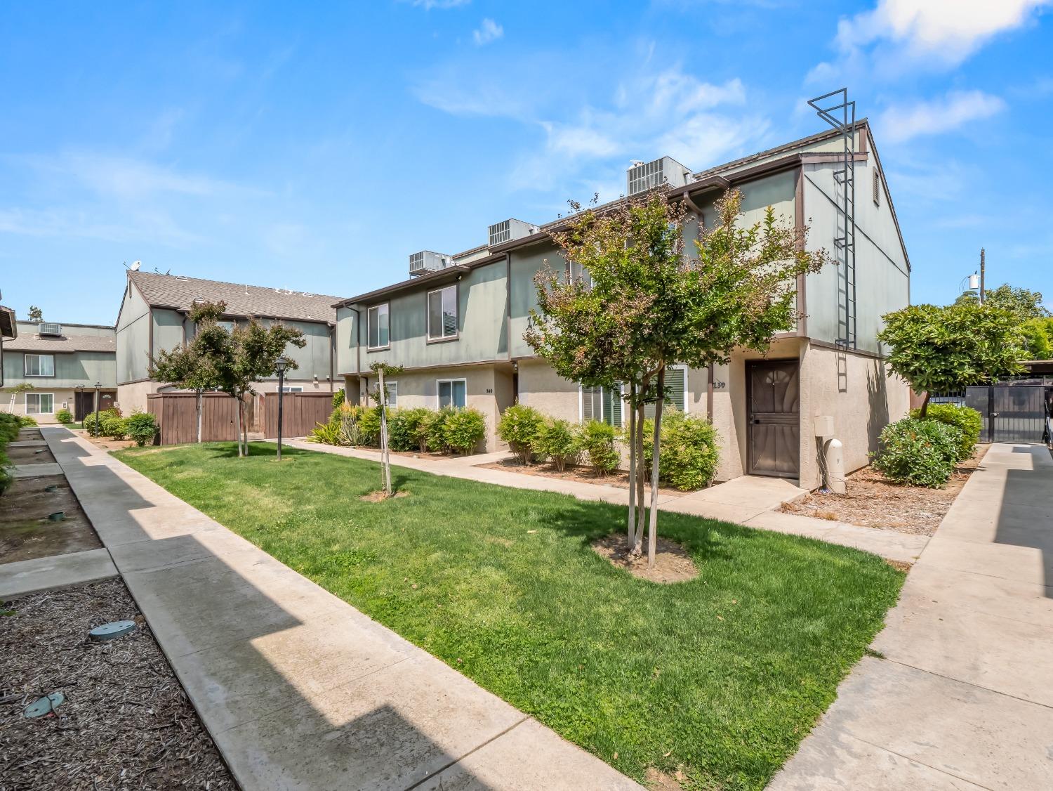 1745 N Winery Avenue 140 - Photo 2