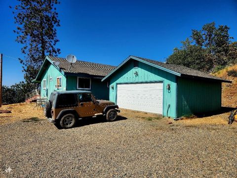 A home in Mariposa