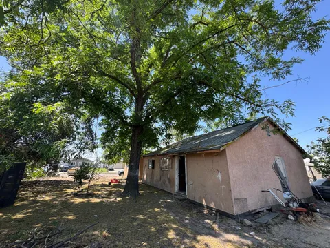 13592 E Cypress Avenue, Parlier, CA 93648 - MLS#: 630684