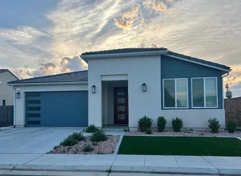 428 Cathedral Court S, Madera, CA 93636 - MLS#: 625085
