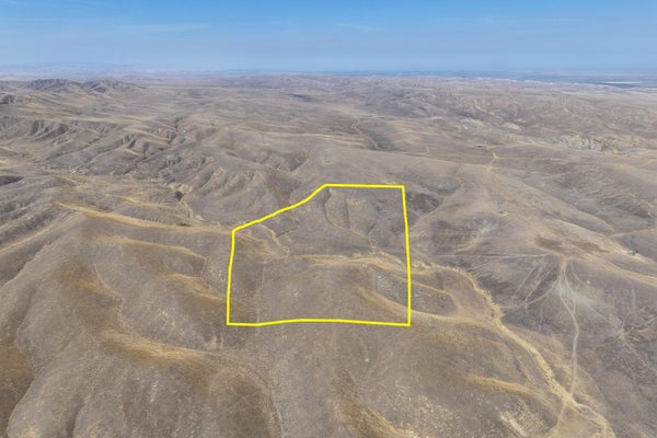 ADDRESS PRIVATE, FIREBAUGH, CA 93622 - Image 7e8397fb5aef4ec6d7ae87bf4f8d4361/2883633663