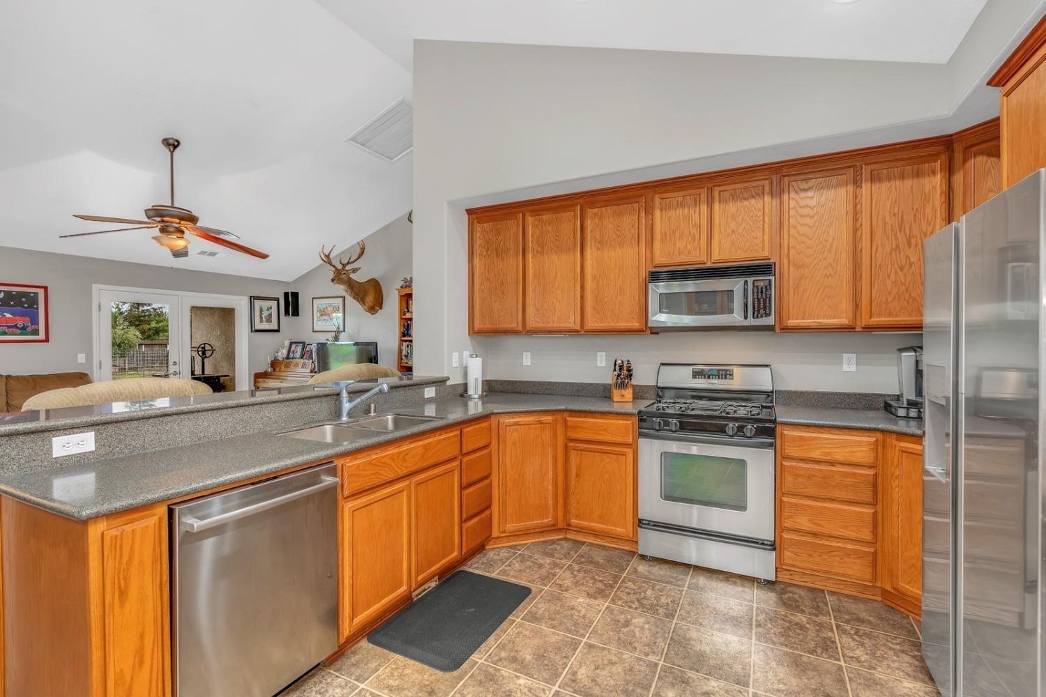 Le Grand, California 95333, United States, 4 Bedrooms Bedrooms, ,Residential,Active,73422