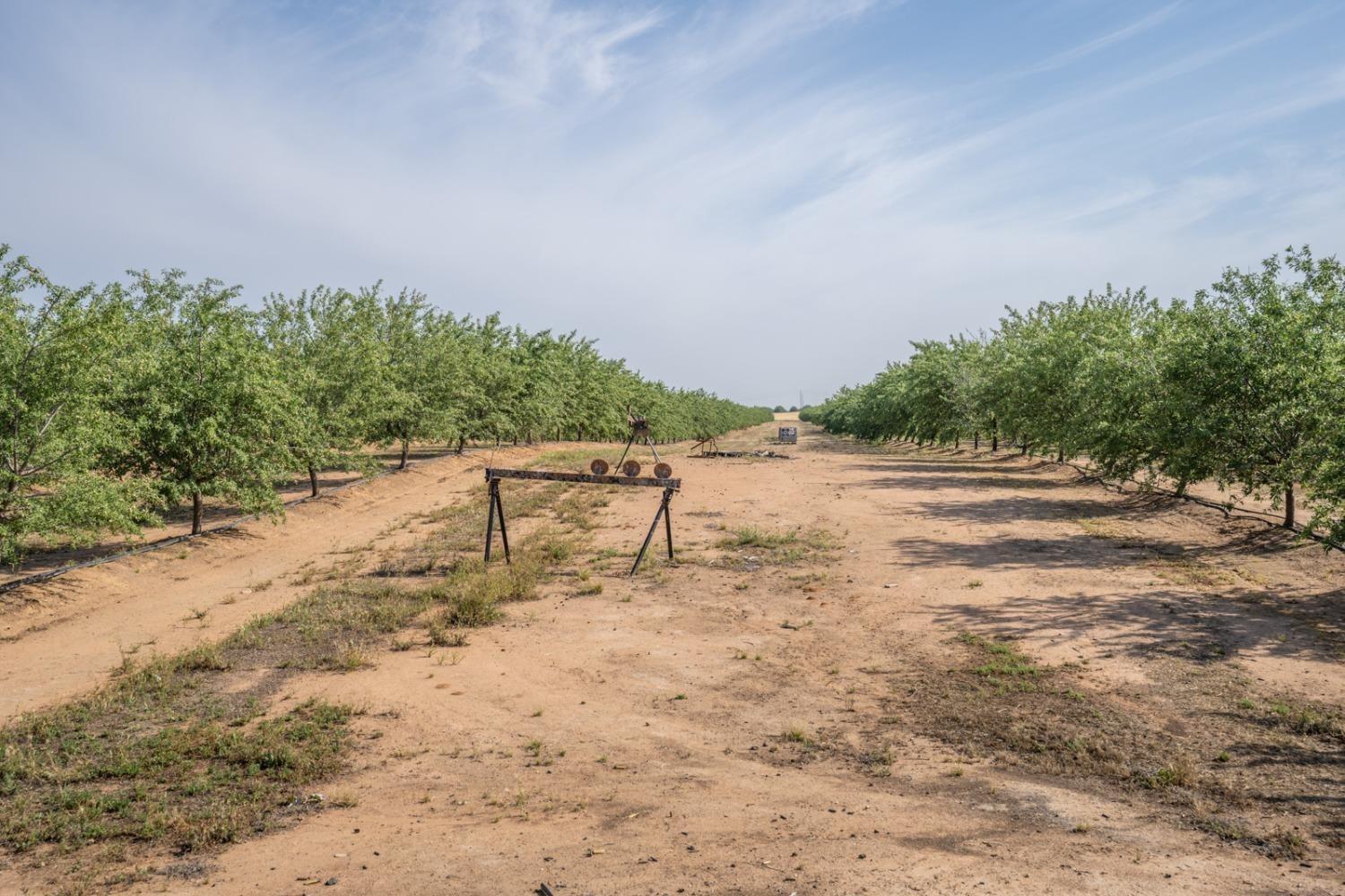 Le Grand, California 95333, United States, 4 Bedrooms Bedrooms, ,Residential,Active,73422