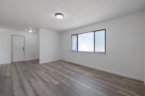 A home in Coalinga