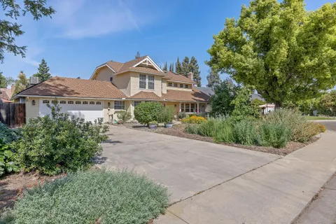 1111 N Bollinger Street, Visalia, CA 93291 - MLS#: 628276