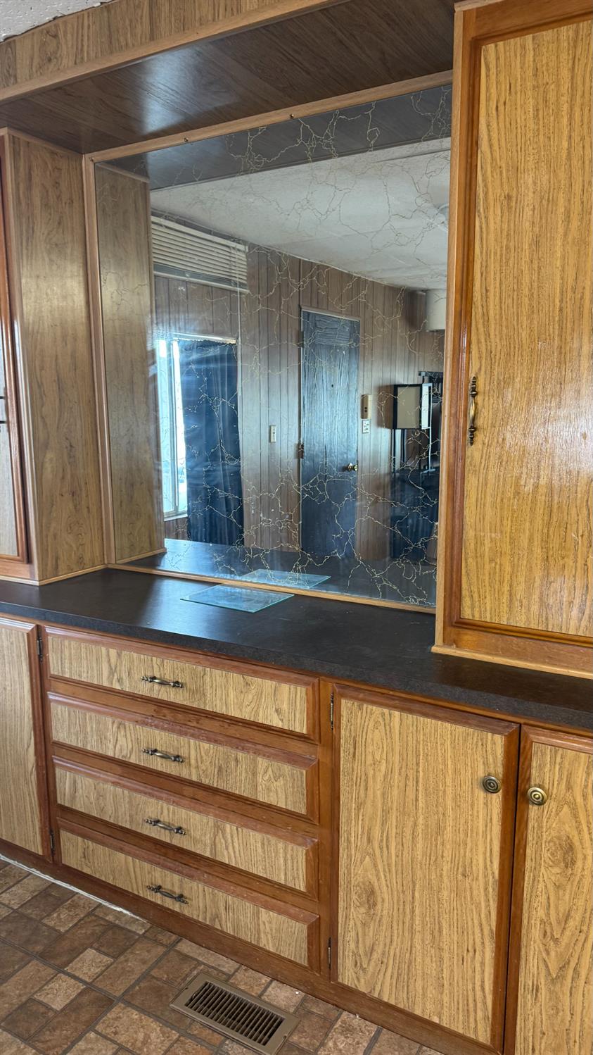 1218 E Cleveland Avenue 98 - Photo 4