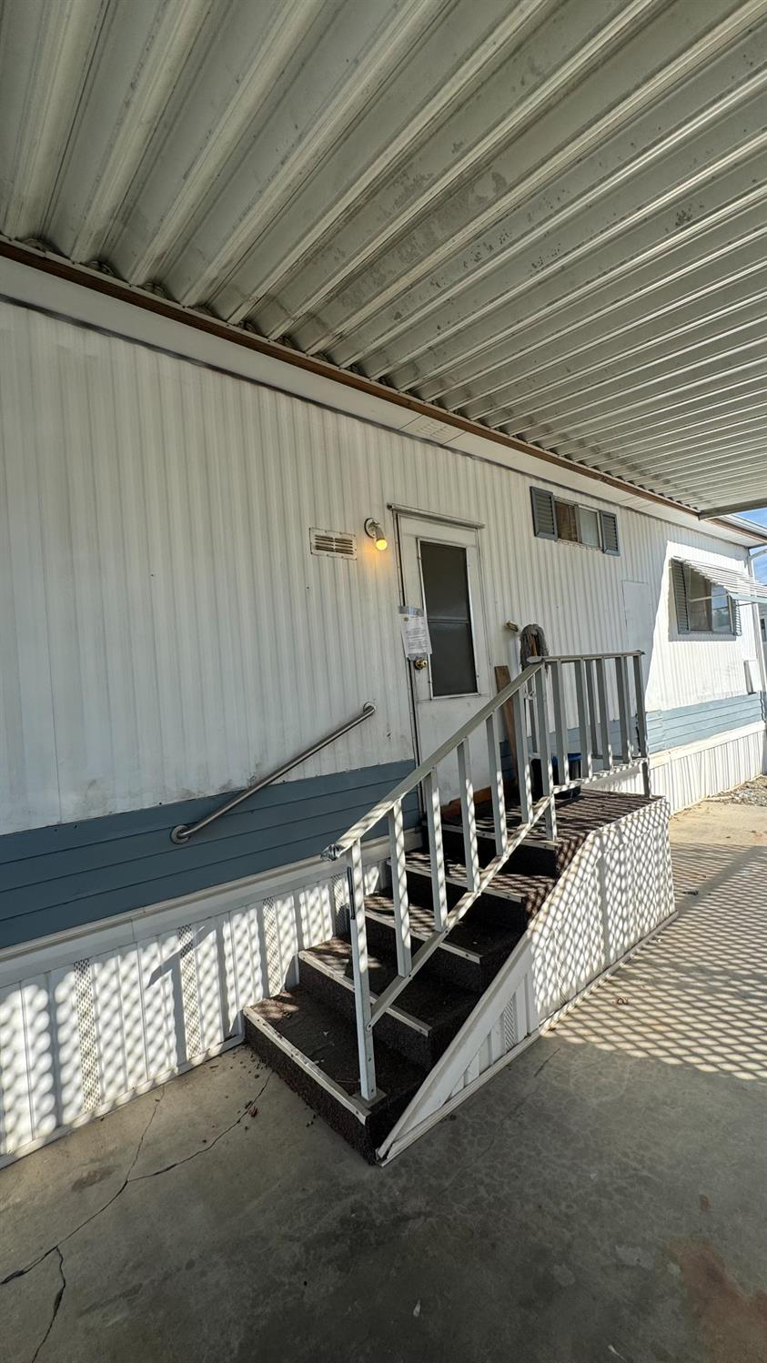 1218 E Cleveland Avenue 98 - Photo 2