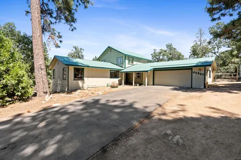 42361 Bald Mountain Road, Auberry, CA 93602 - MLS#: 628138