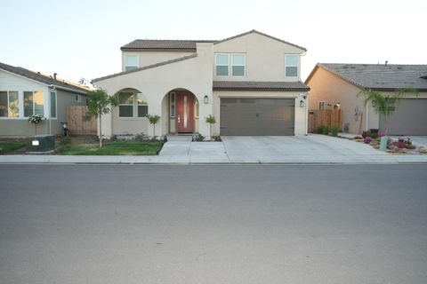 A home in Madera