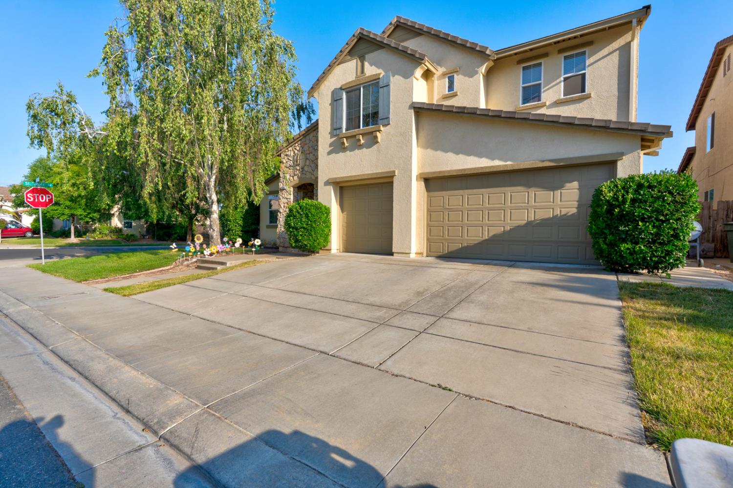 1254 Lurs Court - Photo 3