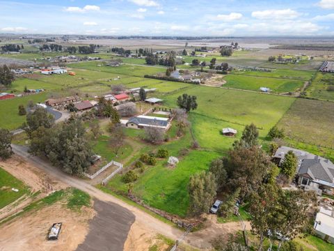 A home in Madera