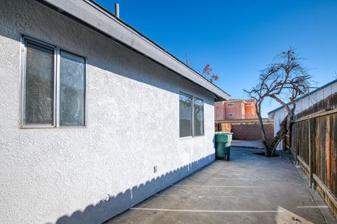 A home in Coalinga