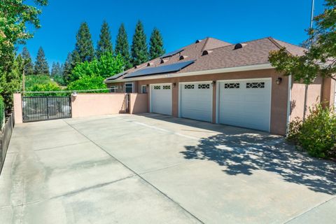 A home in Madera