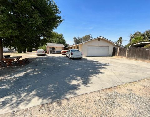 A home in Madera