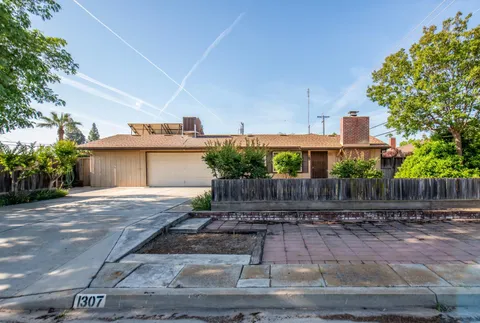 1307 E Portals Avenue, Fresno, CA 93710 - MLS#: 630106