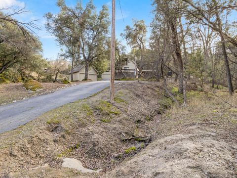 A home in Oakhurst