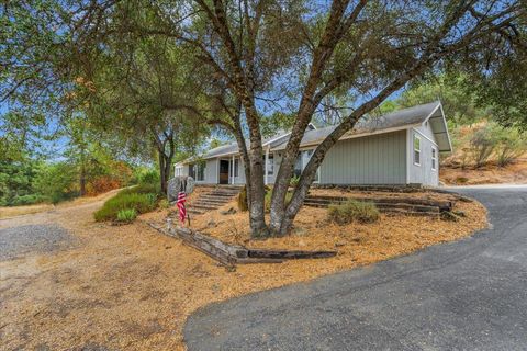 A home in Tollhouse