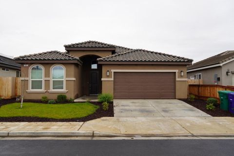 A home in Madera