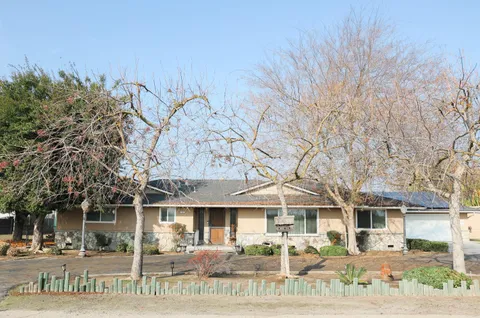 144 E Larsen Avenue, Fresno, CA 93706 - MLS#: 622584