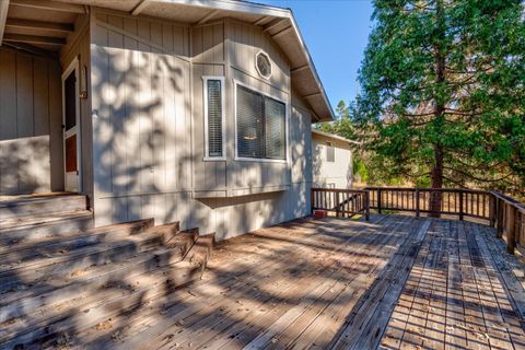 A home in North Fork