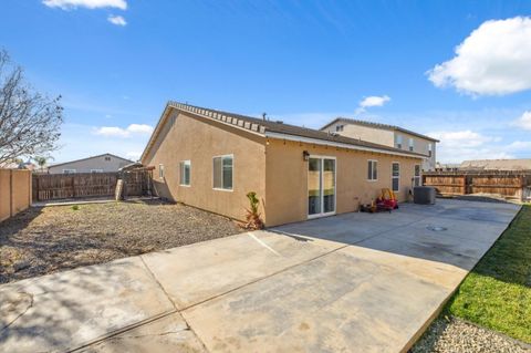 A home in Coalinga