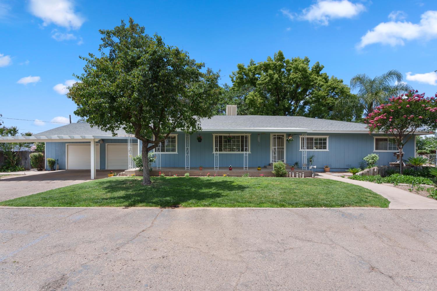 10365 10361 E Bullard Avenue - Photo 2