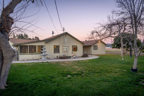 A home in Reedley